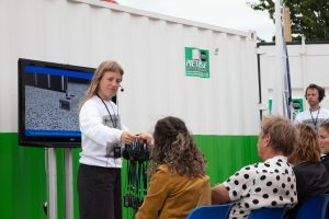 axitour-tour-guide-system-theatre-festival